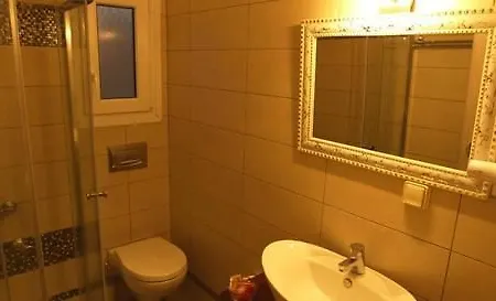Hotel Australia
